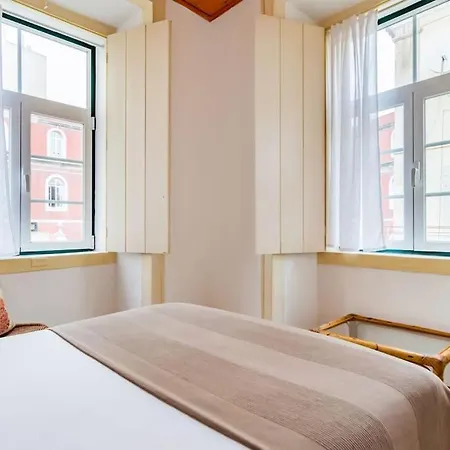 1br @ Downtown Chiado Lisbon