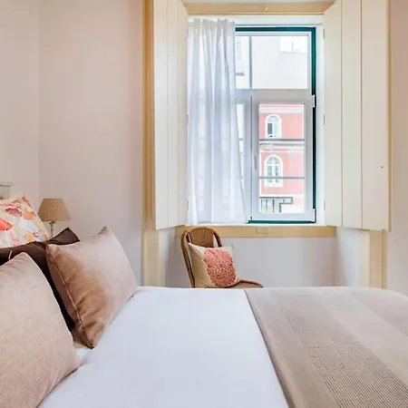 1br @ Downtown Chiado Lissabon
